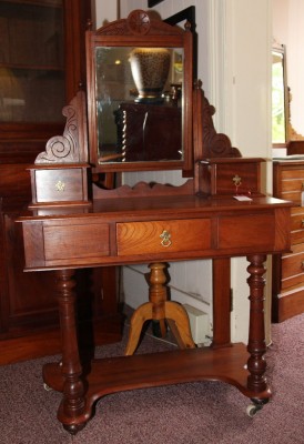 Cedar Dressing Table